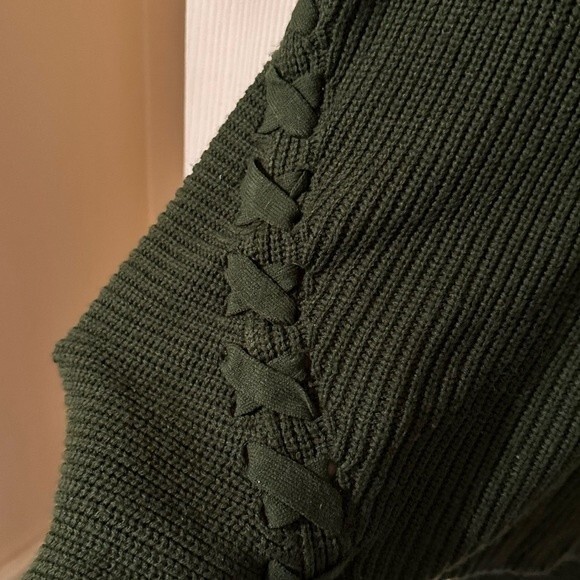 Design History Green Zip Neck Sweater- Women’s Large - Picture 3 of 6